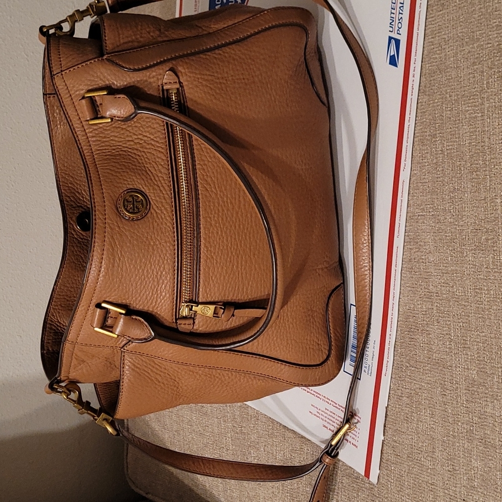 Tory burch